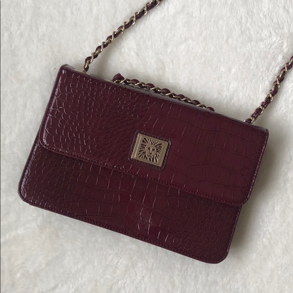Anne Klein croc embossed clutch purse